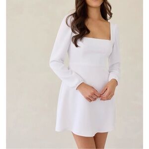 Park & Fifth White Long Sleeve Dress